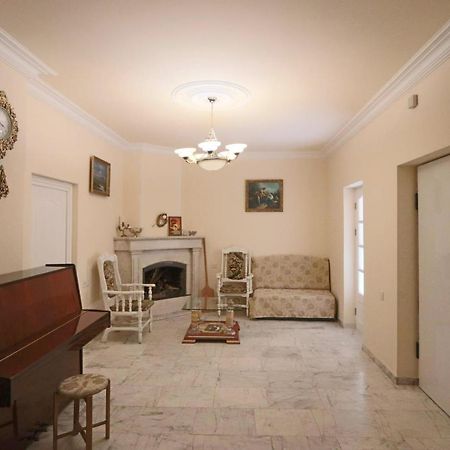 Garnim Guest House Jerevan Buitenkant foto