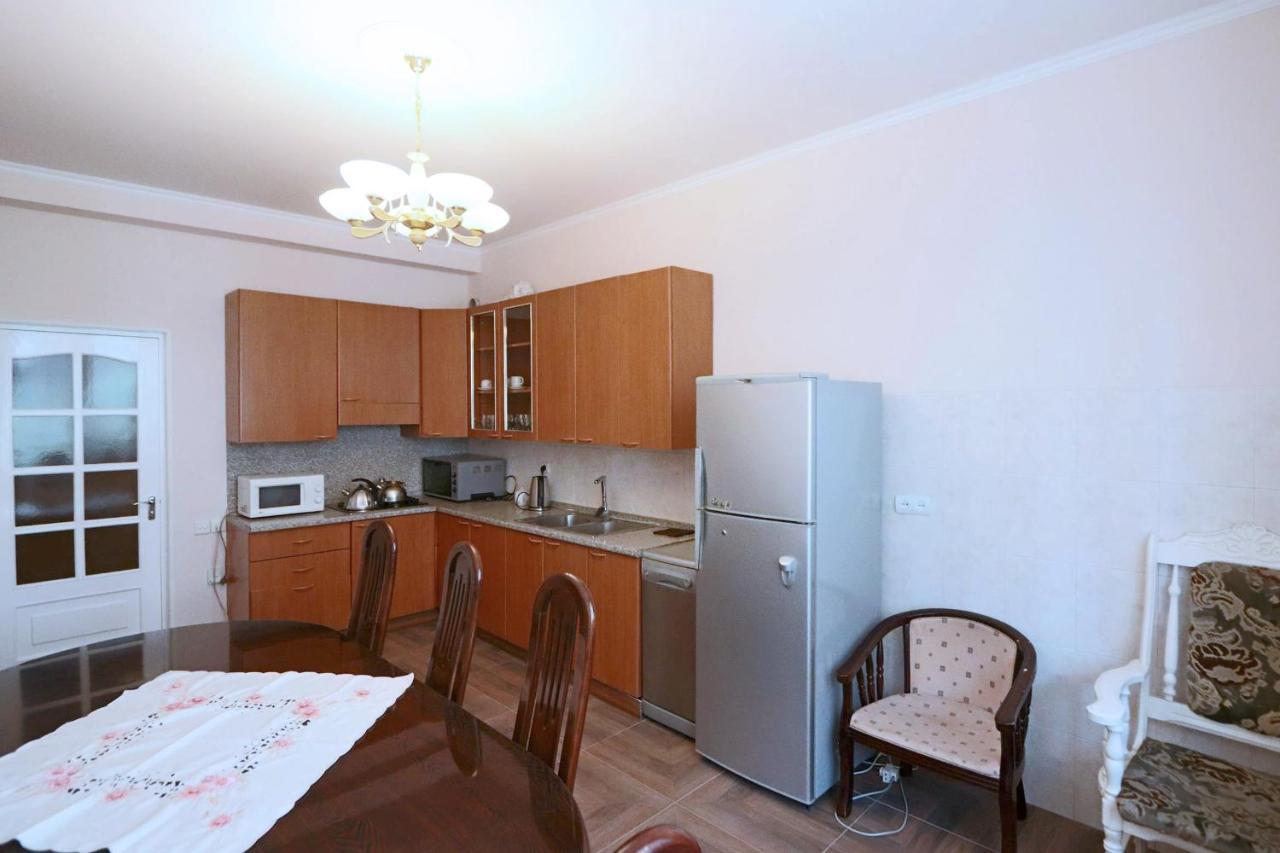 Garnim Guest House Jerevan Buitenkant foto