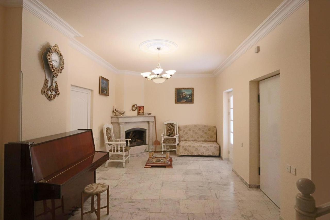 Garnim Guest House Jerevan Buitenkant foto