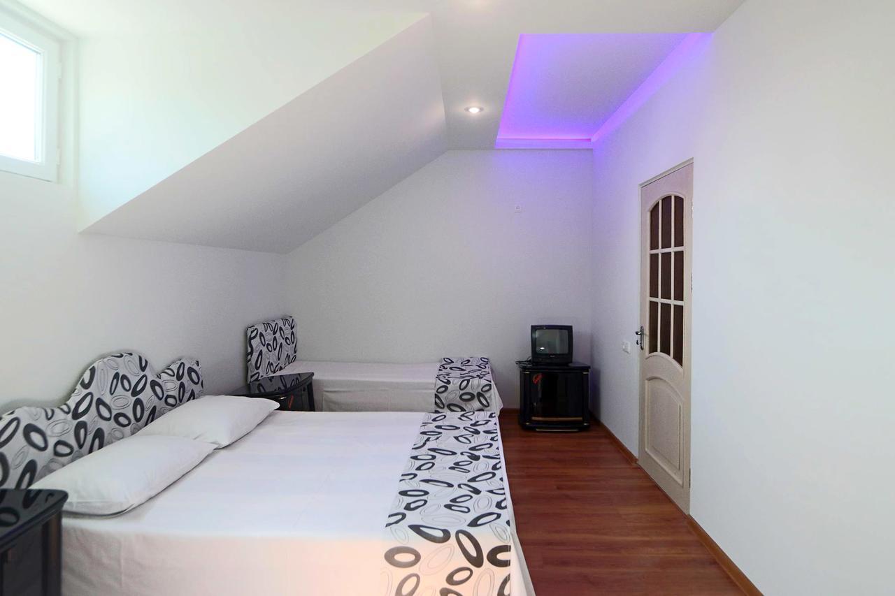 Garnim Guest House Jerevan Buitenkant foto