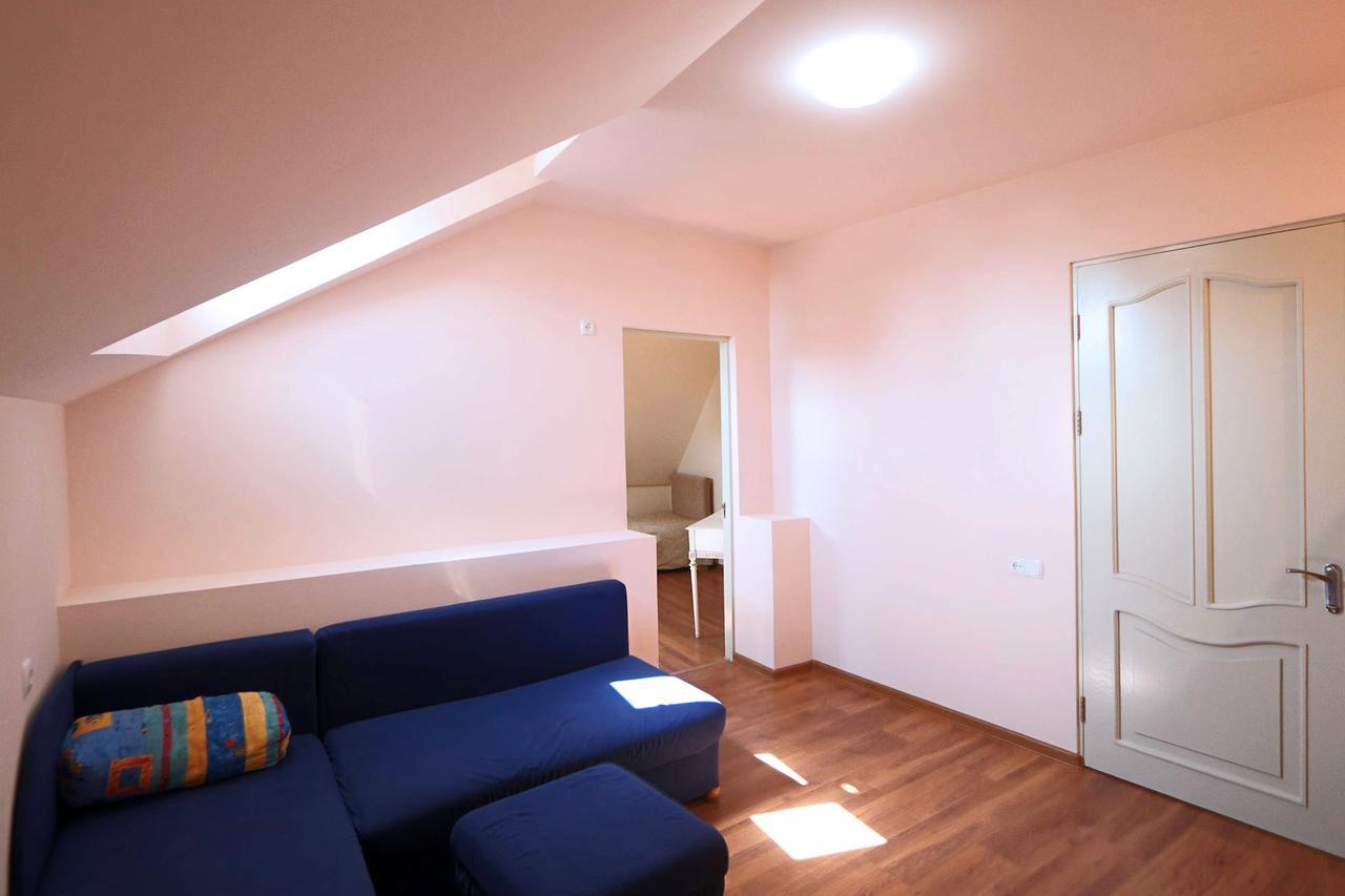 Garnim Guest House Jerevan Buitenkant foto